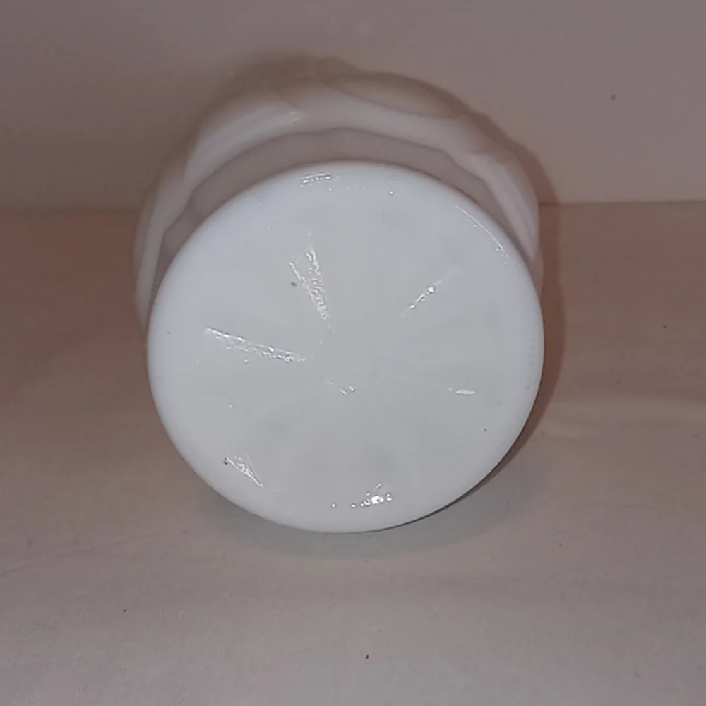 N/A vintage milk